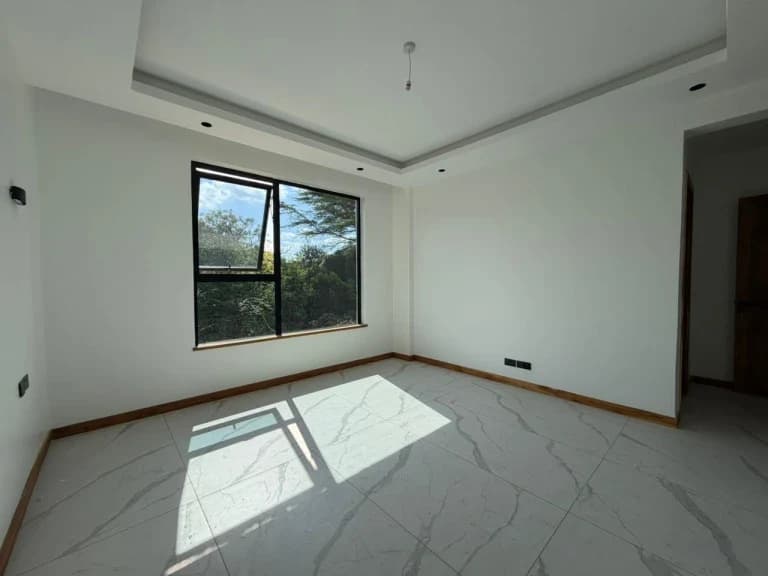 2 Bedroom Apartment For Sale in Peponi Road