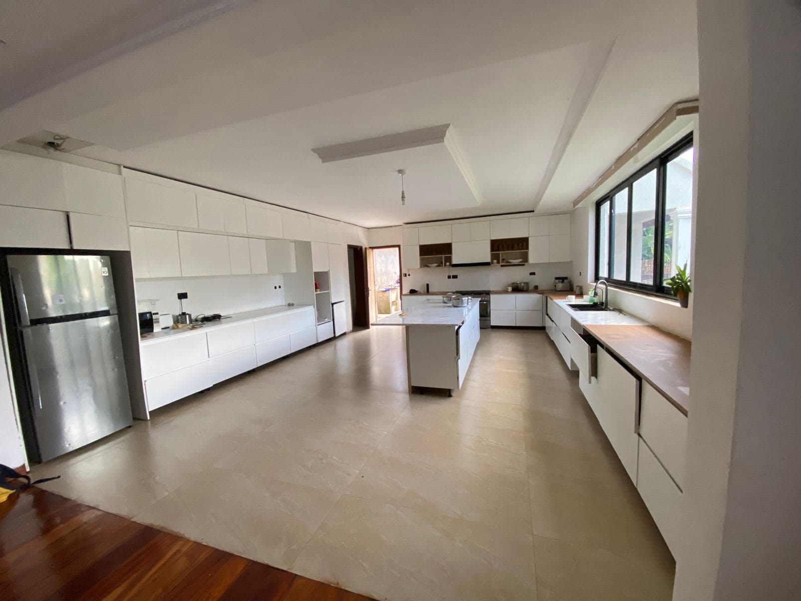 5 Bedroom House For Sale in Runda