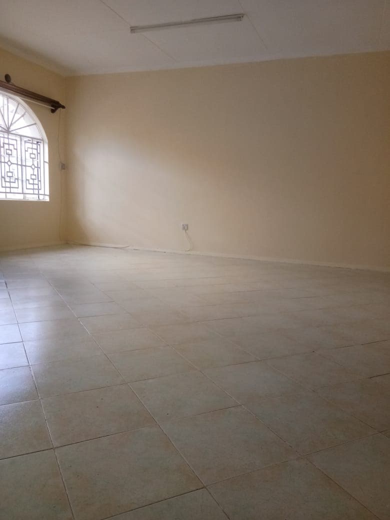 3 Bedroom Townhouse For Sale in South C